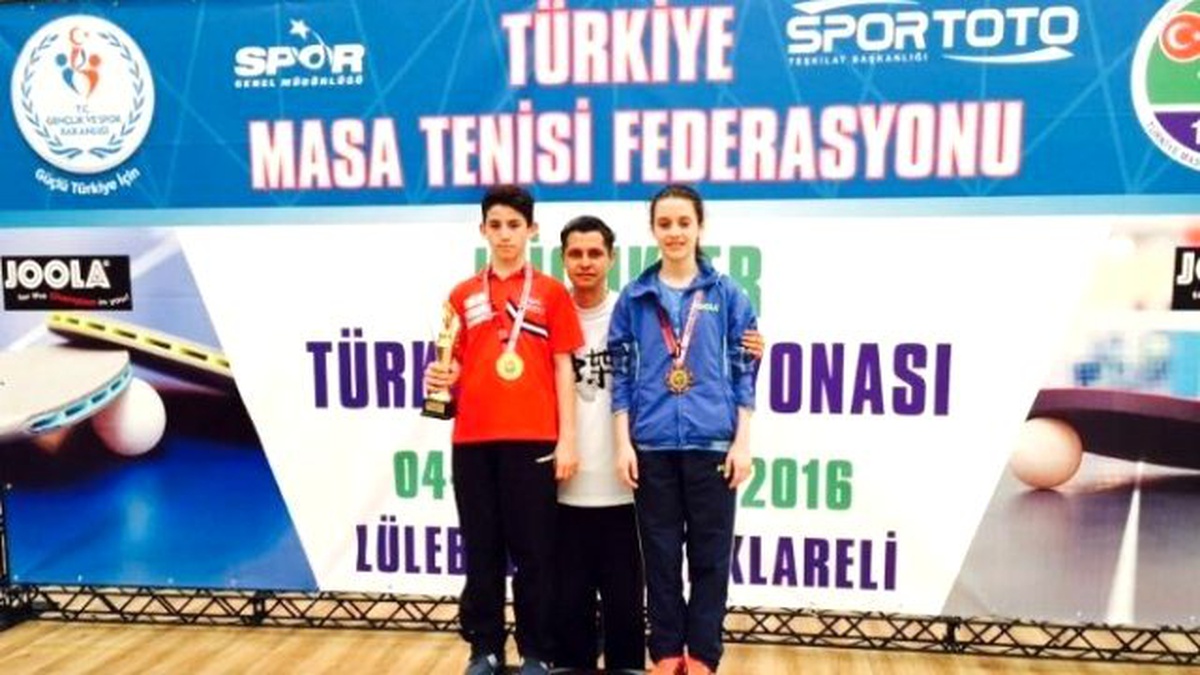 Yalovalı Küçük Raketlerin Büyük Başarısı