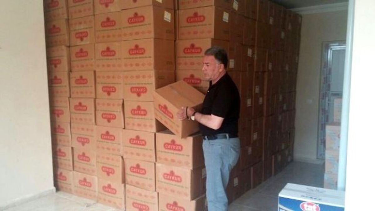 AK Parti\'den 200 Aileye Gıda Yardımı