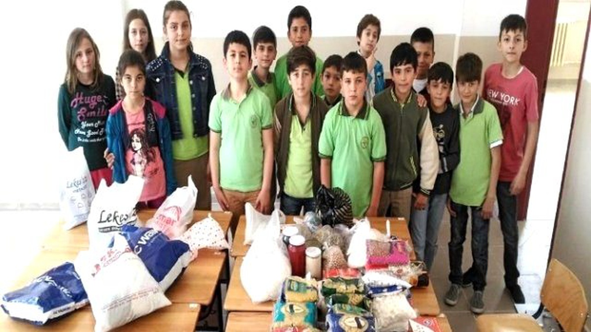 Bafra\'da, \'Komşun Açken Tok Yatma\' Projesi