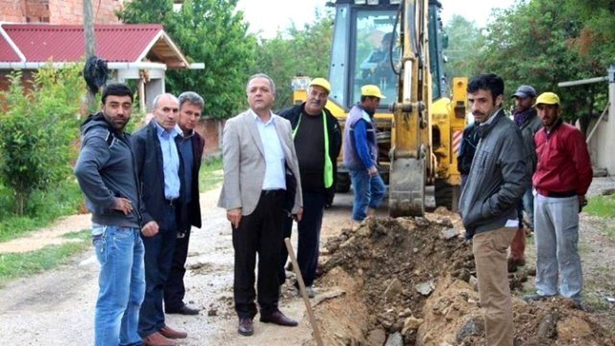 Başkan Üçok, Doğalgaz Çalışmalarını İnceledi
