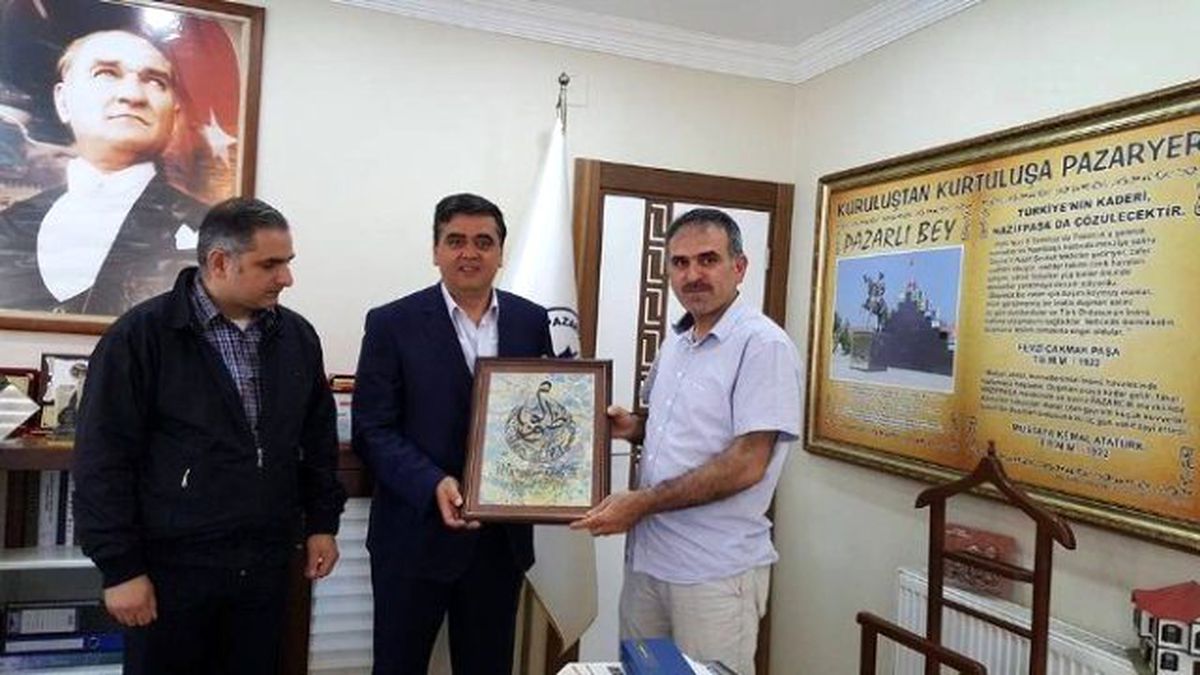 Başkan Yalçın\'a Dostlar Grubu\'ndan Ziyaret