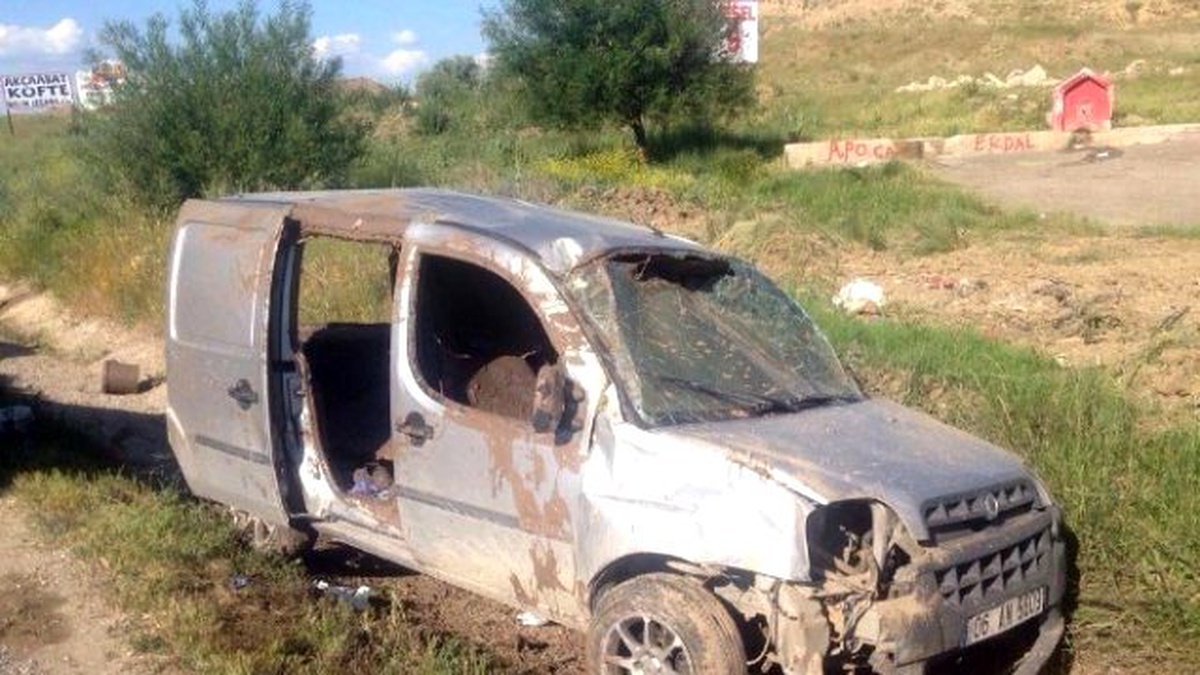 Başkent\'te Meydana Gelen 2 Ayrı Kazada 1 Kişi Öldü, 3 Kişi Yaralandı