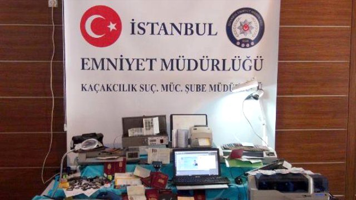 Bu Şebekede Yurtdışına Kaçış İçin Yok Yok