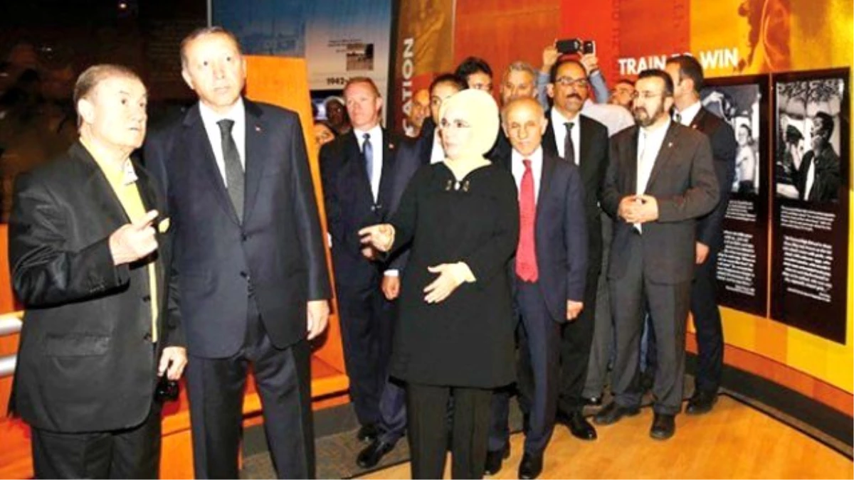 Erdoğan\'ın Erken Dönüşünün Perde Arkasında Muhammed Ali\'nin İsim Hakkını Alan Firma Var