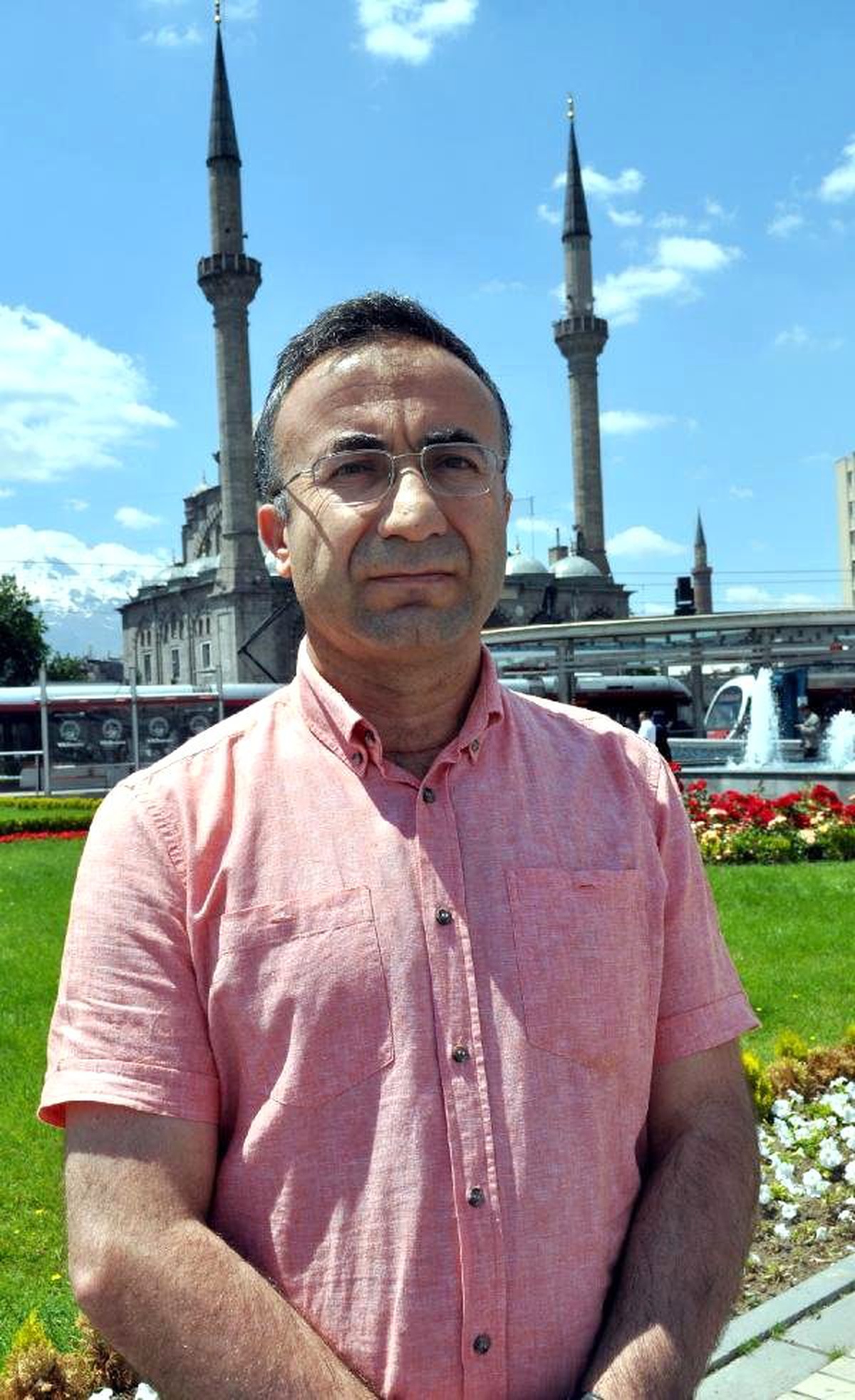 Erü\'de Kanser Ameliyatı Olan Sağlıkçılar, Yine Aynı Bölümde Çalışıyorlar
