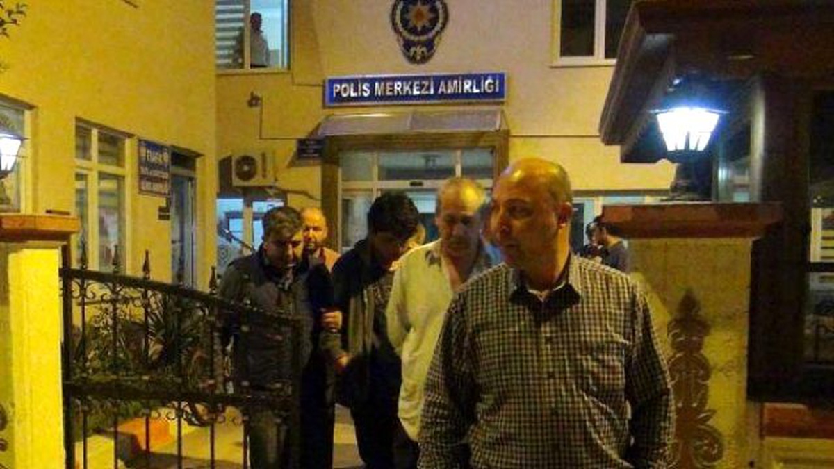 Evlerinden Kaçan 6 Çocuk, Karasu\'da Bulundu (2)