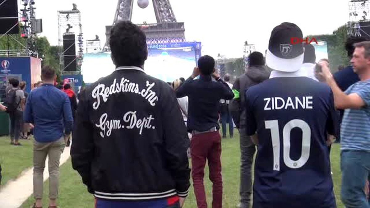 Fan Zone İlk Taraftarlarını Ağırladı