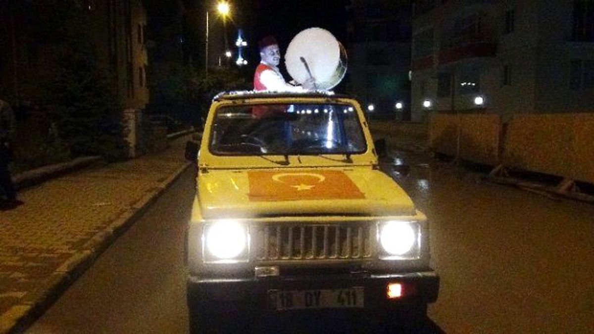 Çankırı\'nın \'Jipli Davulcu\'su İlgi Odağı Oldu