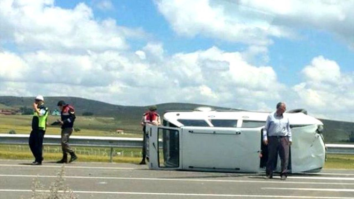 Kütahya\'da Trafik Kazası: 2 Yaralı