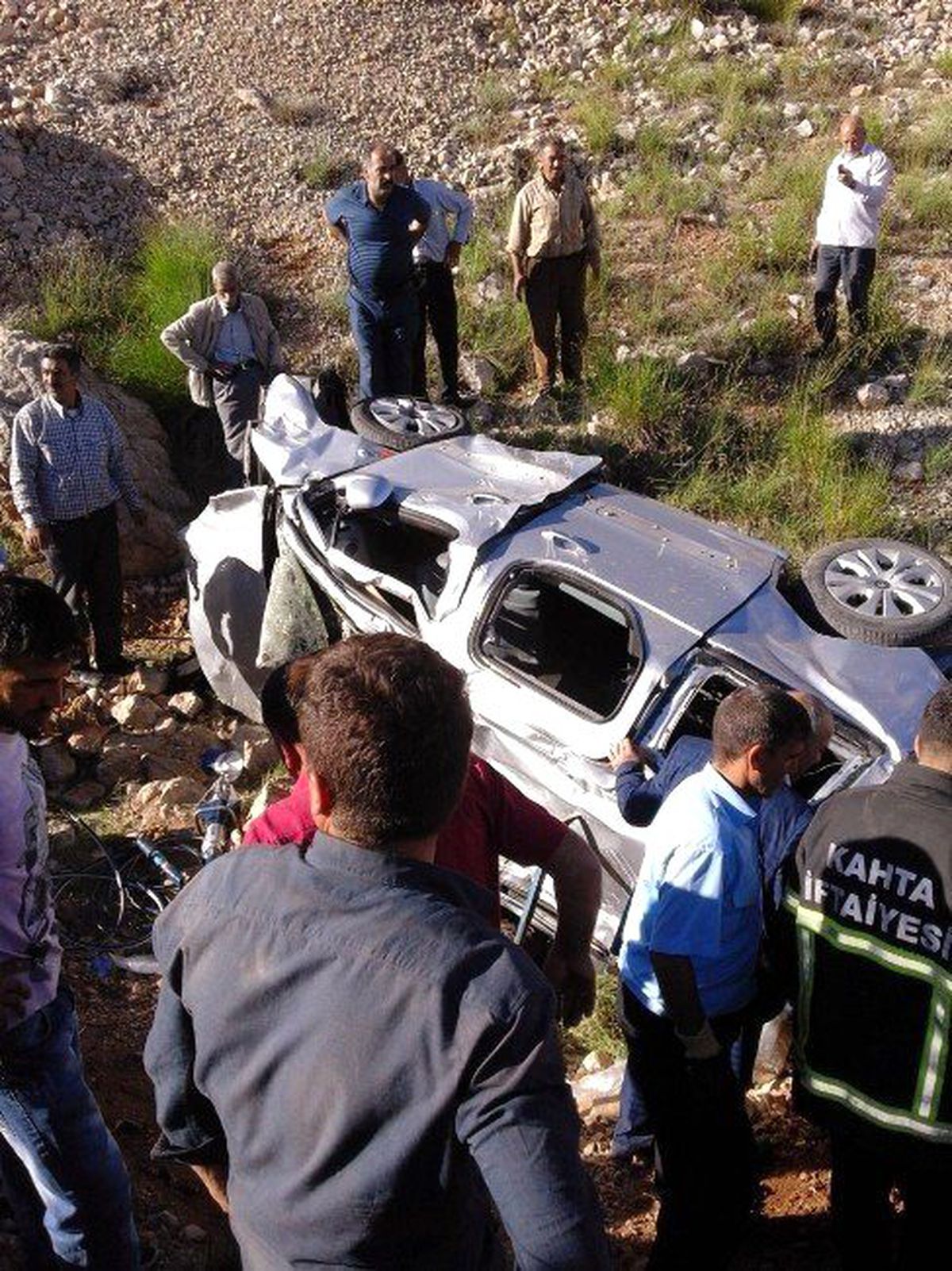 Malatya\'da Araç Şarampole Yuvarlandı: 1 Ölü, 3 Yaralı