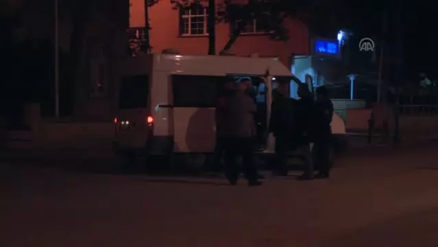 polisevi onunde supheli paket son dakika