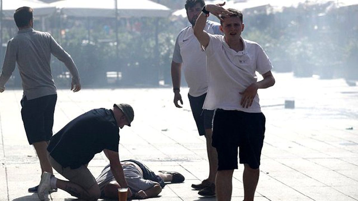 Rus Holiganın Kafasına Vurduğu Taraftar Hayatını Kaybetti