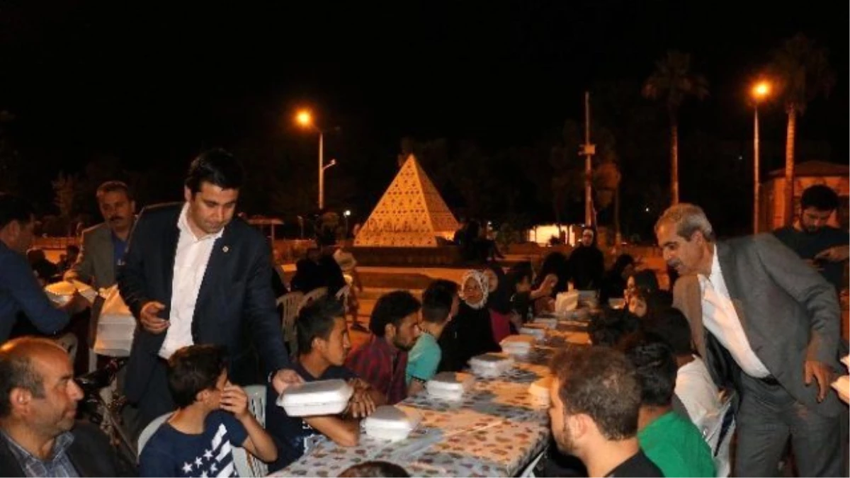 Sahur Sofrası Milletvekilerin Taktirini Topladı