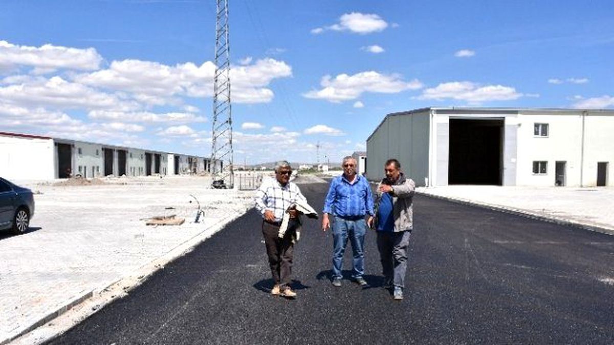 Tarım Ticaretinin Merkezine Asfalt