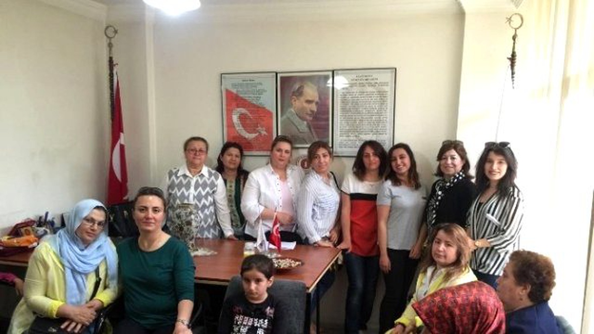 Türk Kadınlar Birliği\'nden Örnek Davranış