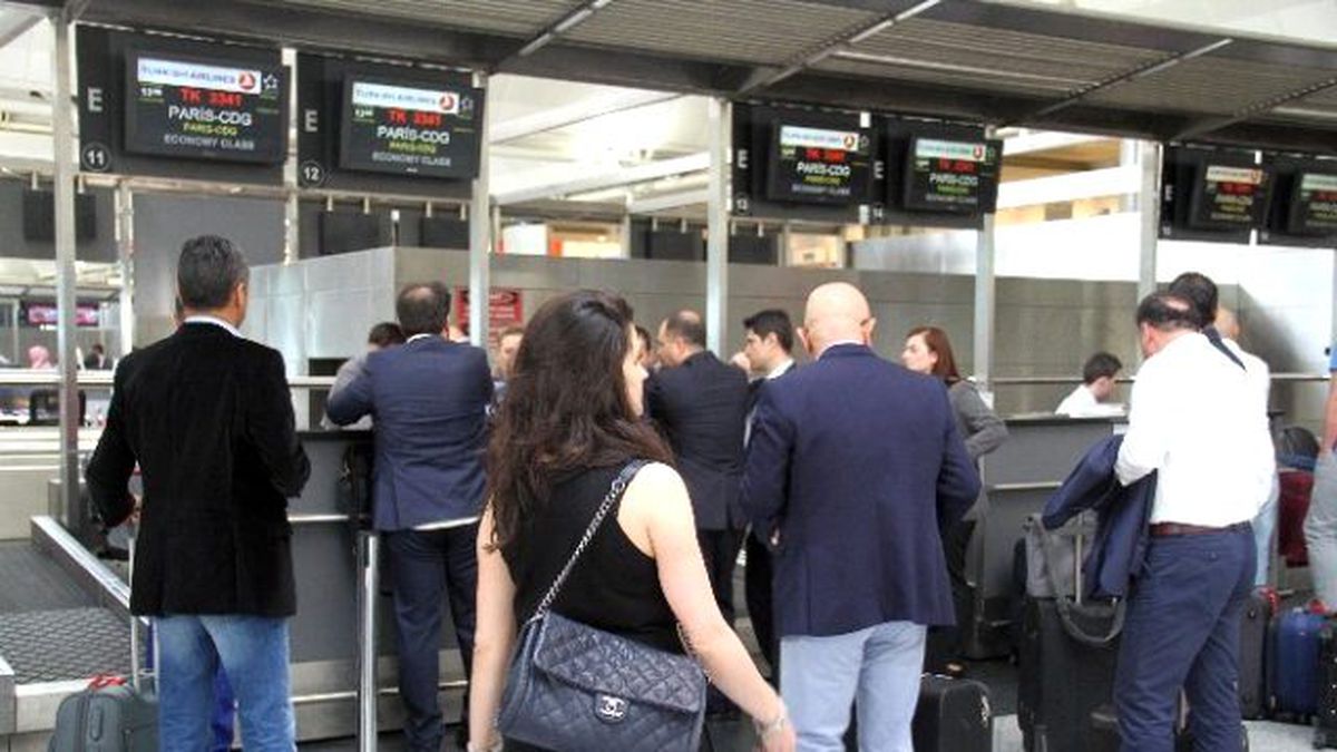 Türk Taraftarlardan Fransa\'ya Çıkartma