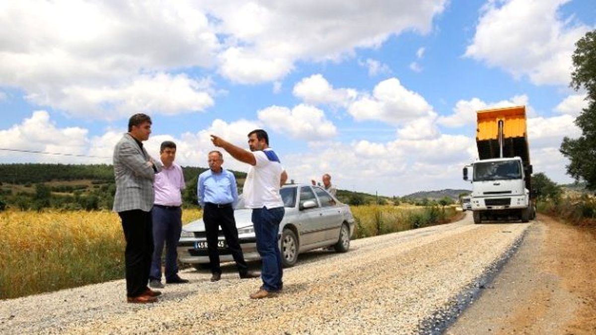 350 Kilometrelik Asfaltlama Çalışması Kula\'da Başladı