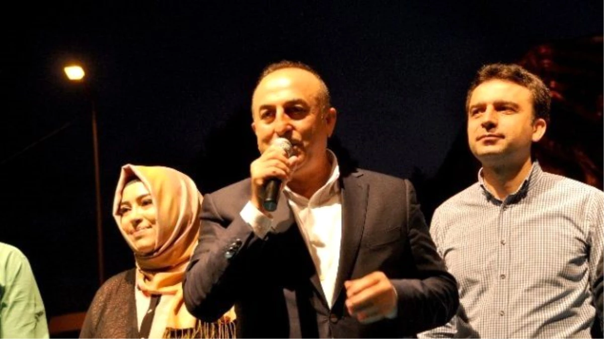 Bakan Çavuşoğlu Gazipaşa\'da İftar Programına Katıldı