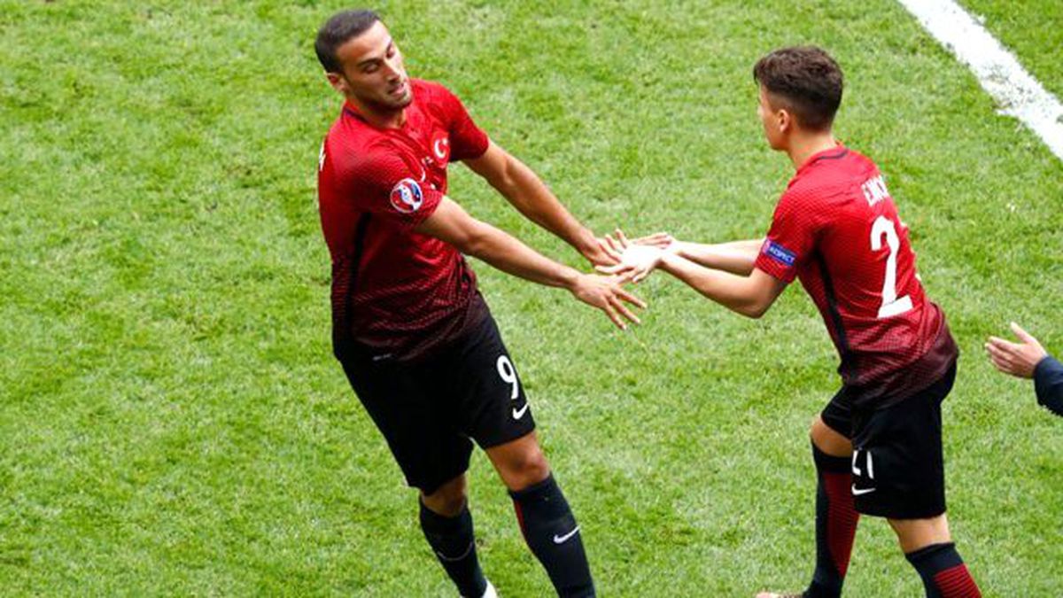 Hırvatistan Maçında Oyuna Giren Emre Mor Tarihe Geçti