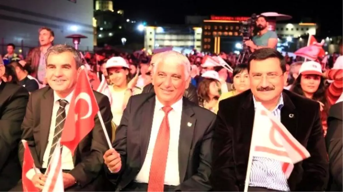 Keçiören\'de Yavru Vatan Coşkusu