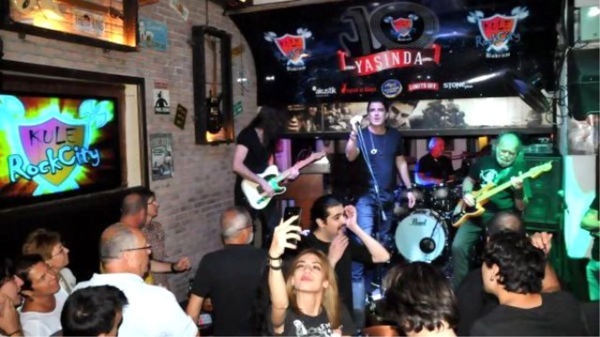 Kurtalan Ekspres, Rock Barda Ustaları Andı