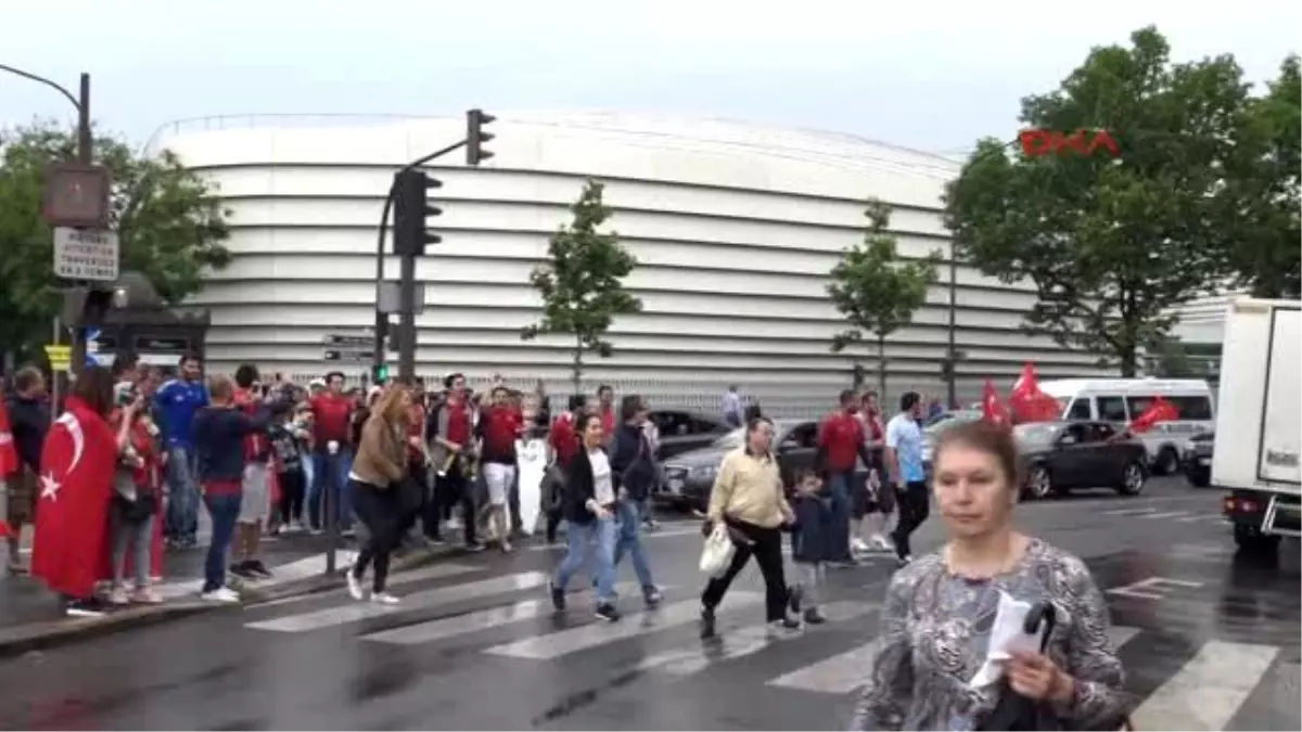 Parc Des Princes Kırmızı-beyaz