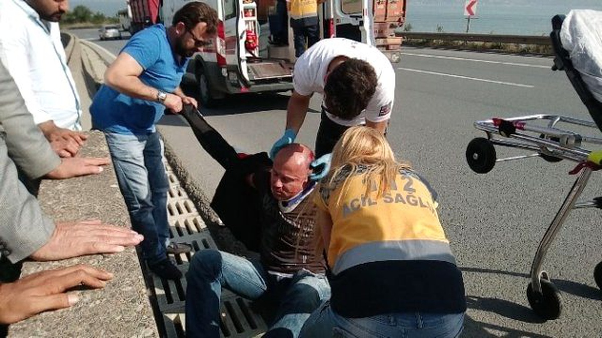 Sürat Motoruyla Bariyerlere Girdi: 1 Yaralı