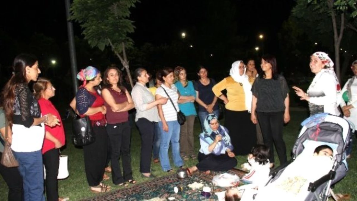 Bağlar Belediyesi Kadın Yöneticileri Nevruz Parkı Gezdi