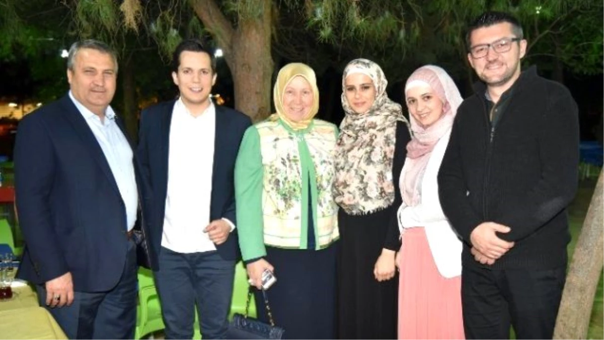 Başkan Çerçi Yuntdağı'nda Vatandaşla İftarda Buluştu