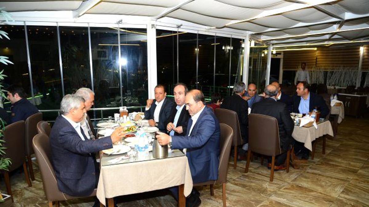 Beylikdüzü İlçe Protokolü Sahurun Bereketini Paylaştı