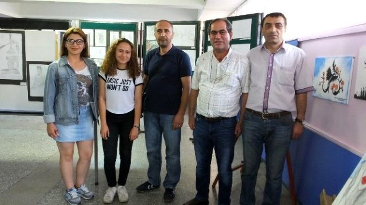 Burhaniye Anadolu Lisesinde Yılsonu Sergisi