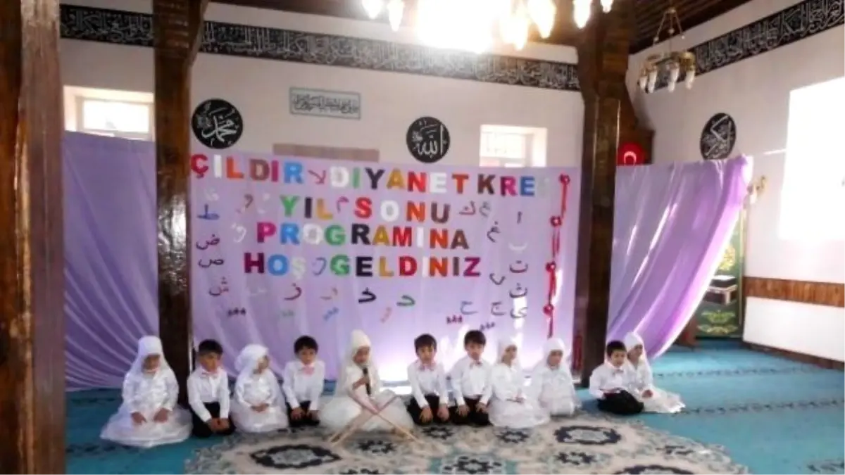 Çıldır Kur\'an Kursu Öğrencilerinden Program