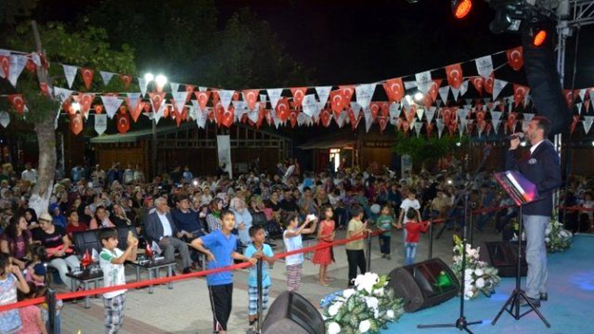 Demokrasi Parkı\'nda Umut Mürare Rüzgarı Esti