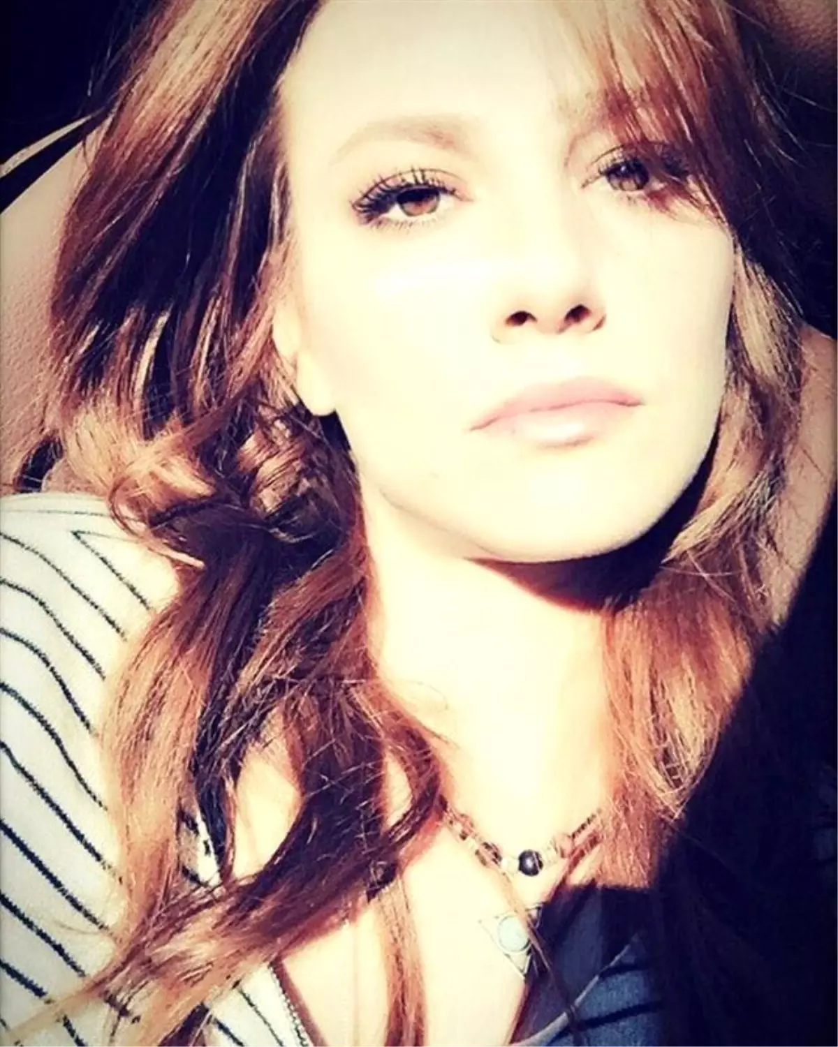 Elçin Sangu'ya Rekor Beğeni Geldi