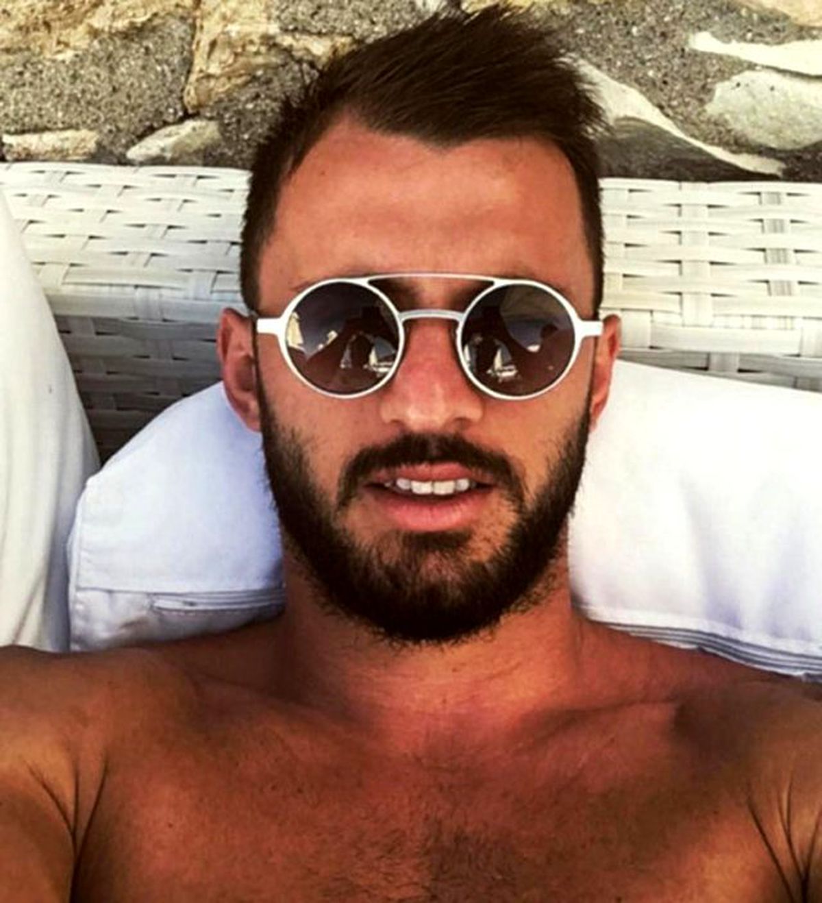 Emre Çolak, Jakuzili Locaya Günlük 5 Bin Lira Ödedi