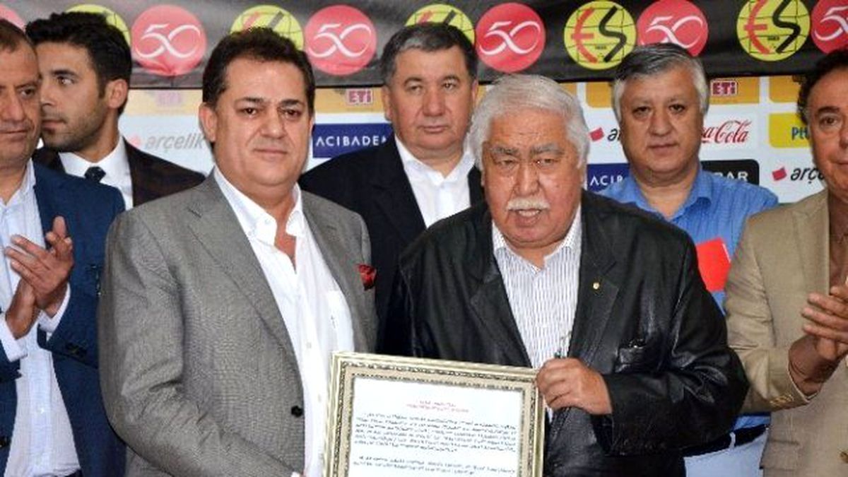 Es Es\'de Yeni Başkan Halil Ünal Mazbatasını Aldı