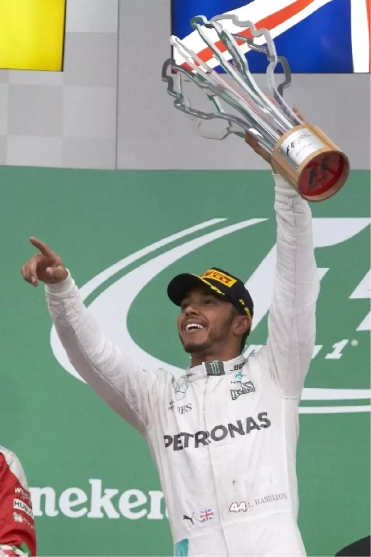 Formula 1 Kanada Grand Prix\'de Kazanan Lewis Hamilton