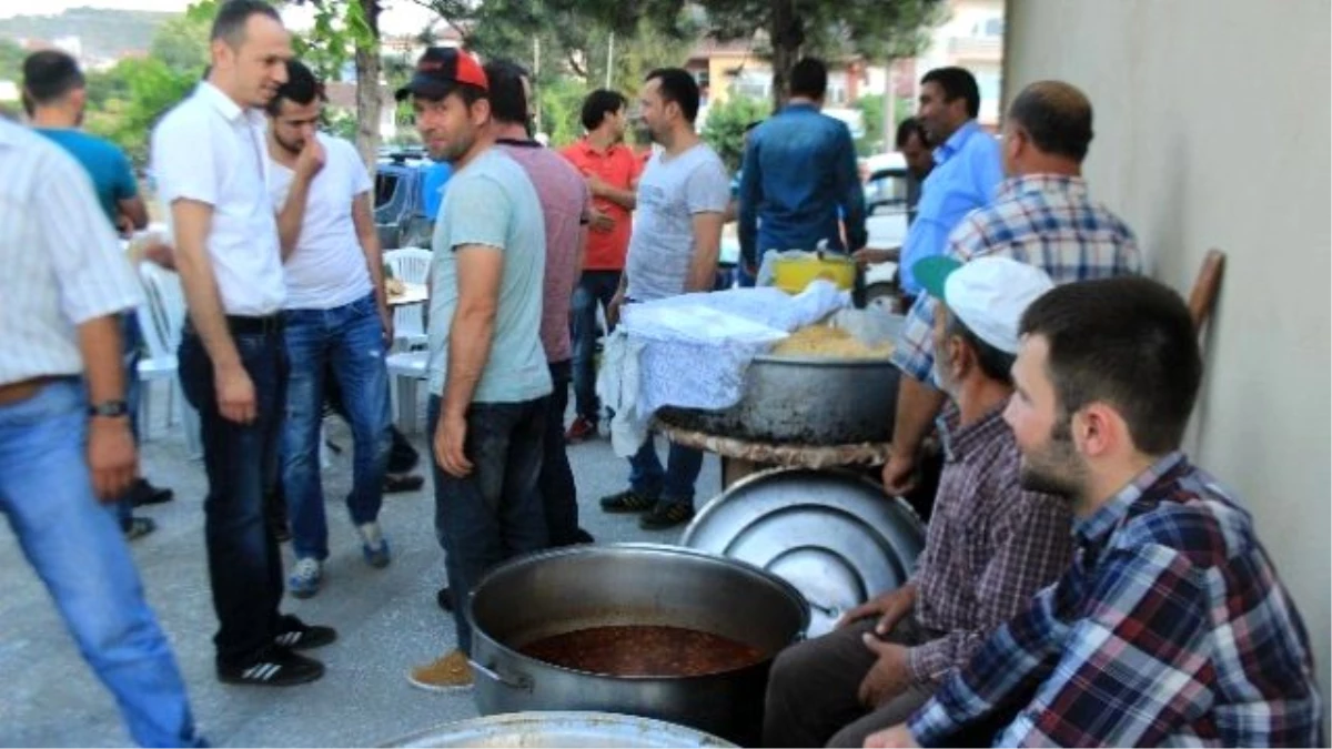 Osmaneli\'deki Avcılar İftar Yemeğinde Bir Araya Geldi