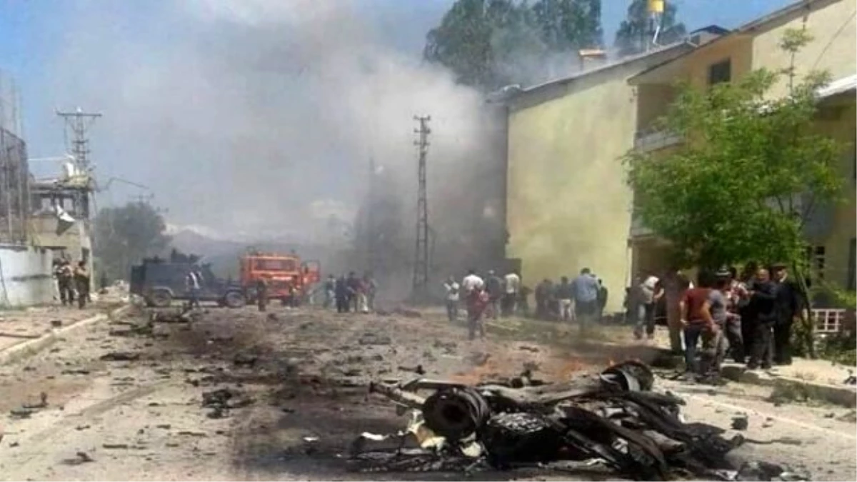 Ovacık\'ta Lojman Binasına Bomba Yüklü Araçla Saldırı: 9 Yaralı
