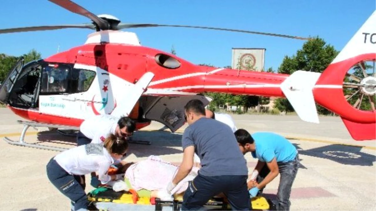 Ovacık\'taki Patlamada Yaralanan Bir Kadın Helikopterle Elazığ\'a Getirildi