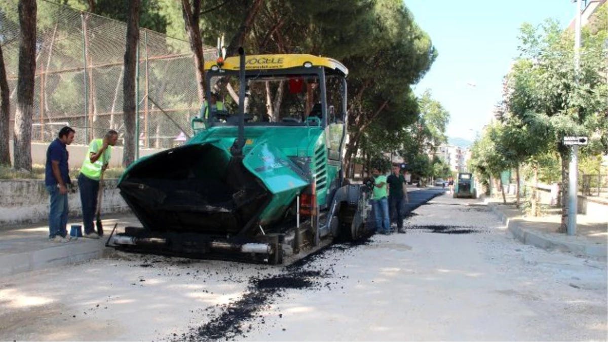 Tire Belediyesi büyük asfalt hamlesine hazırlanıyor.