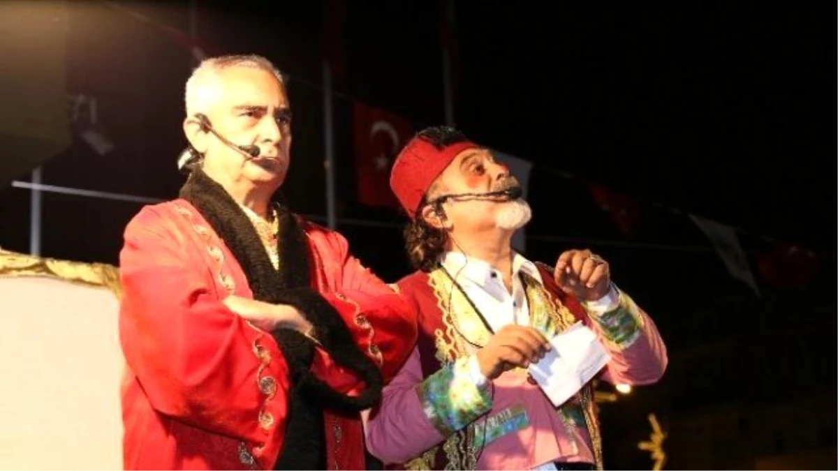 Turgutlu\'daki Ramazan Gecesi Rumeli Türküleriyle Renklendi