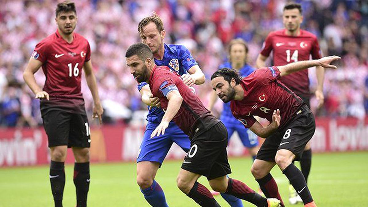 Arda Turan, Hırvatistan Maçı Sonrasında Sabaha Kadar Uyumadı