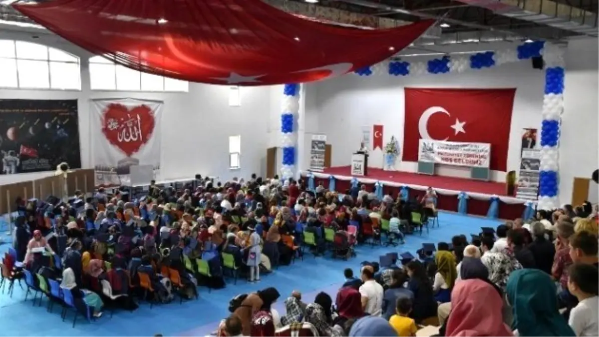 Atakum Anadolu İmam Hatip Lisesi\'nde Mezuniyet Coşkusu