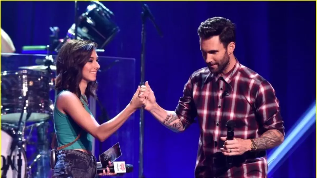 Christina Grimmie\'in Cenaze Masraflarını Adam Levine Karşılayacak