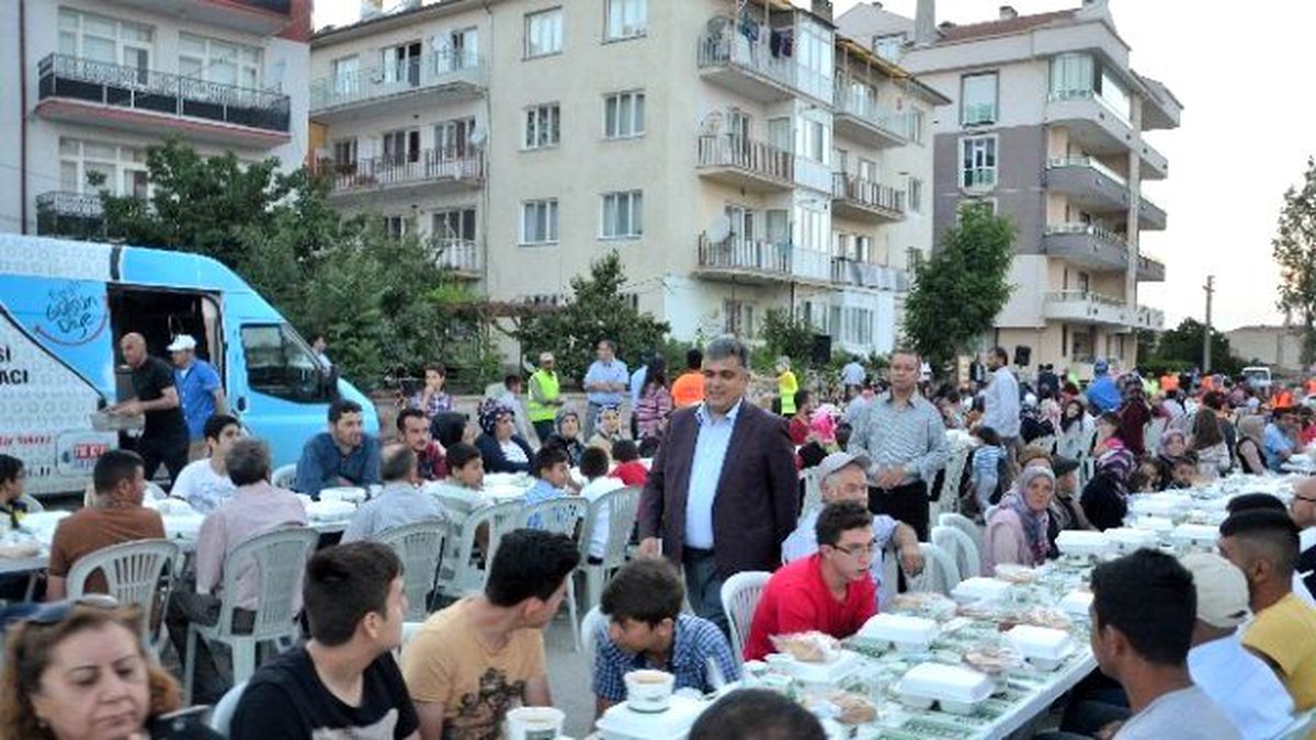 Ereğli\'de İftar Sofraları Sürüyor