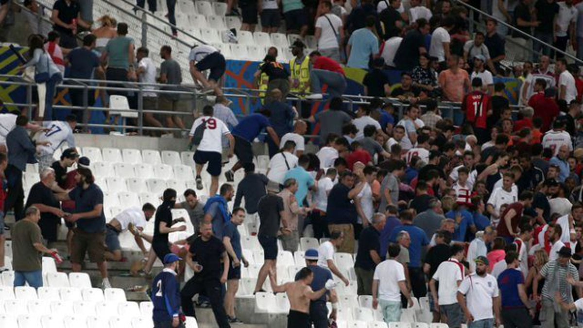 Fransızlar, Olay Çıkaran İngiliz Taraftarlara Hapis Cezası Verdi