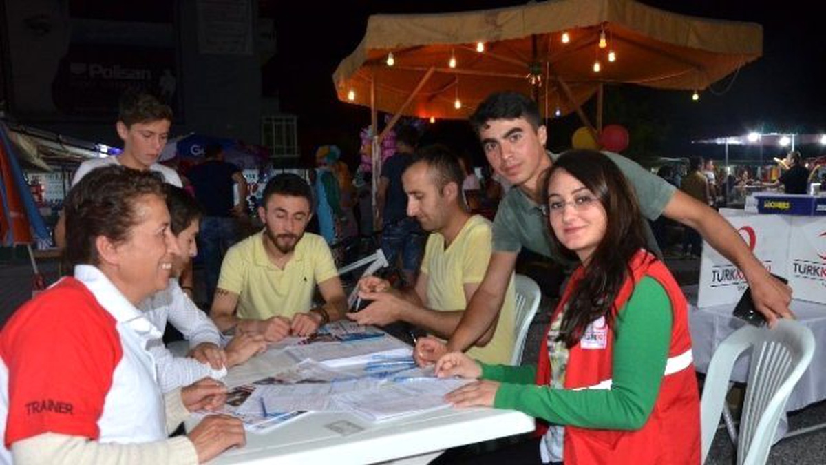 Kızılay Kan Bağışçılarını Bekliyor