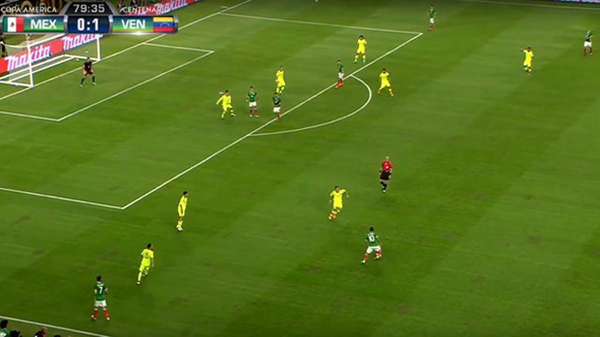 Meksikalı Corona'nın, Venezuela'ya Attığı Gol Geceye Damgasını Vurdu