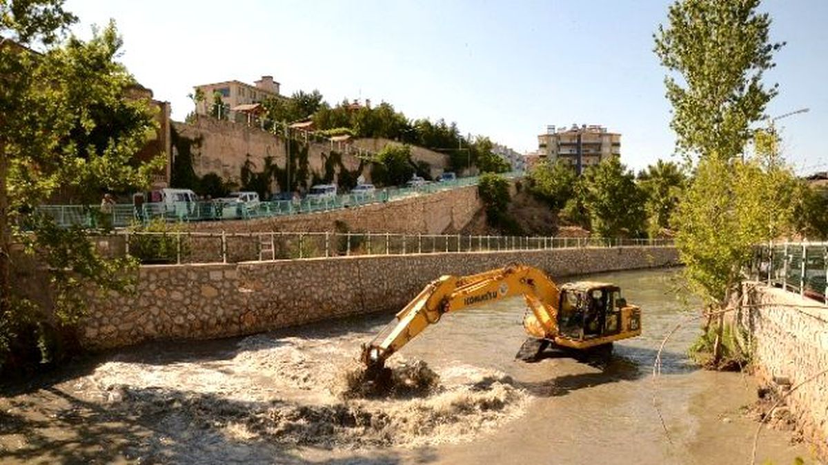 Tohma Çayı Temizleniyor
